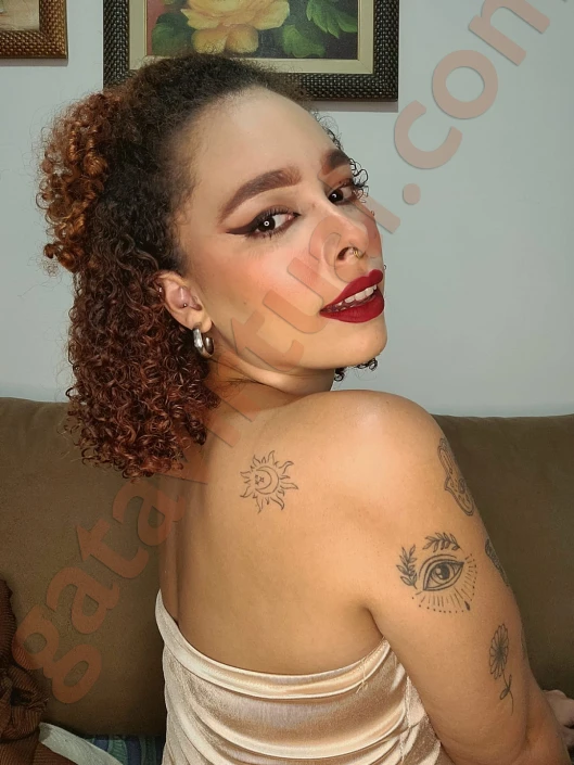 Luna Red